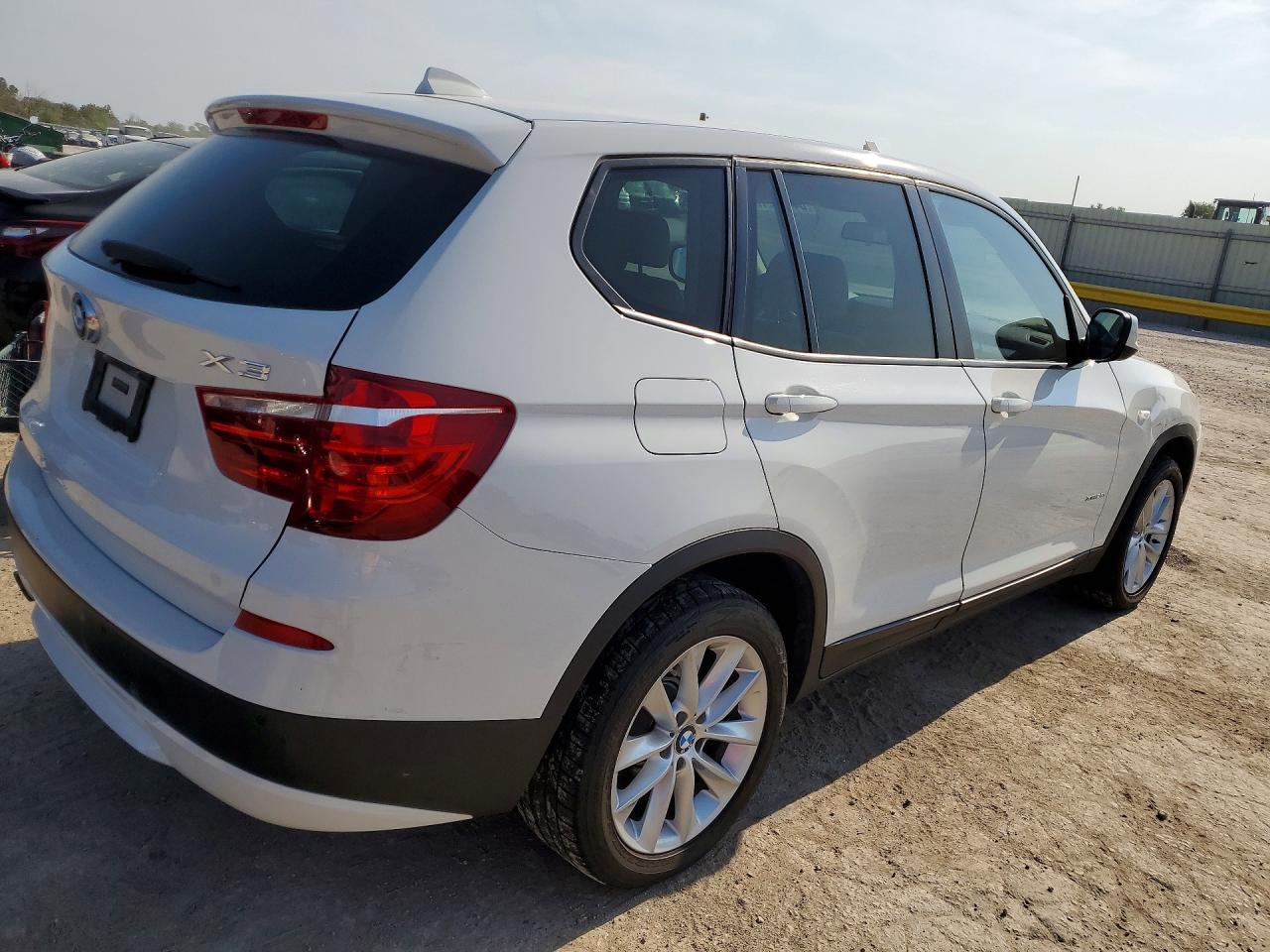 2013 BMW X3 xDrive28I - Фото 3