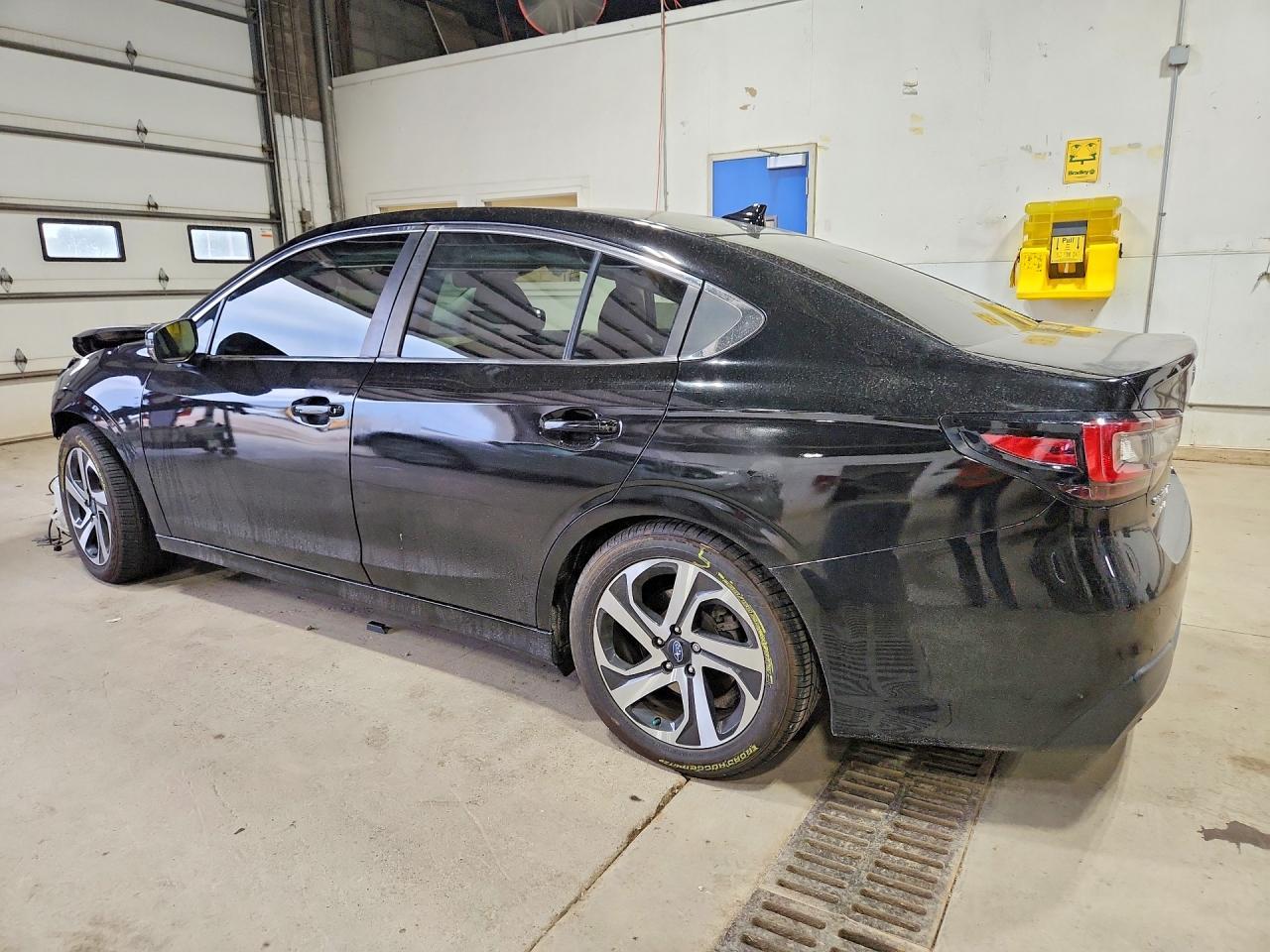2022 Subaru Legacy Limited - Фото 2