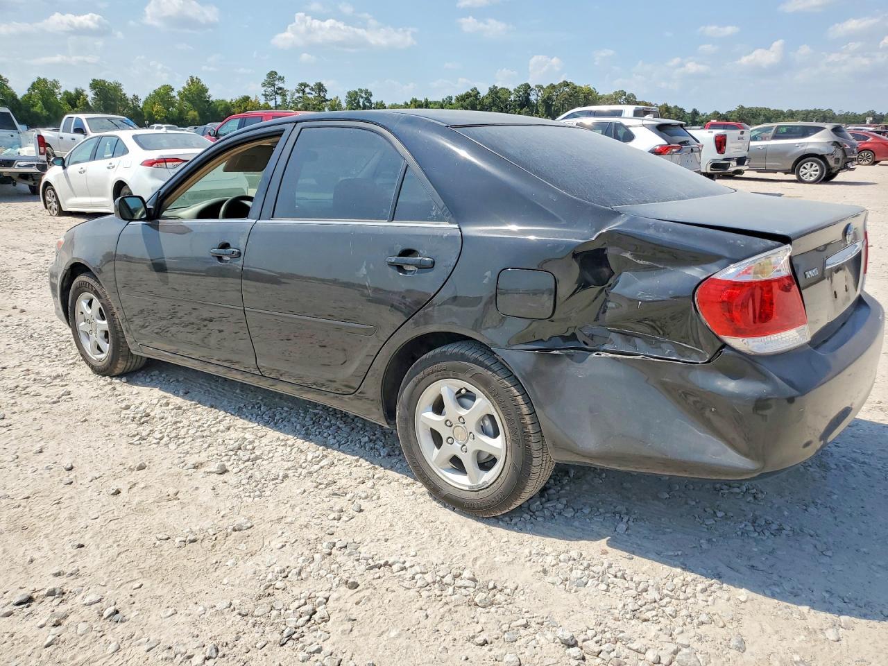 2005 Toyota Camry Le - Фото 2