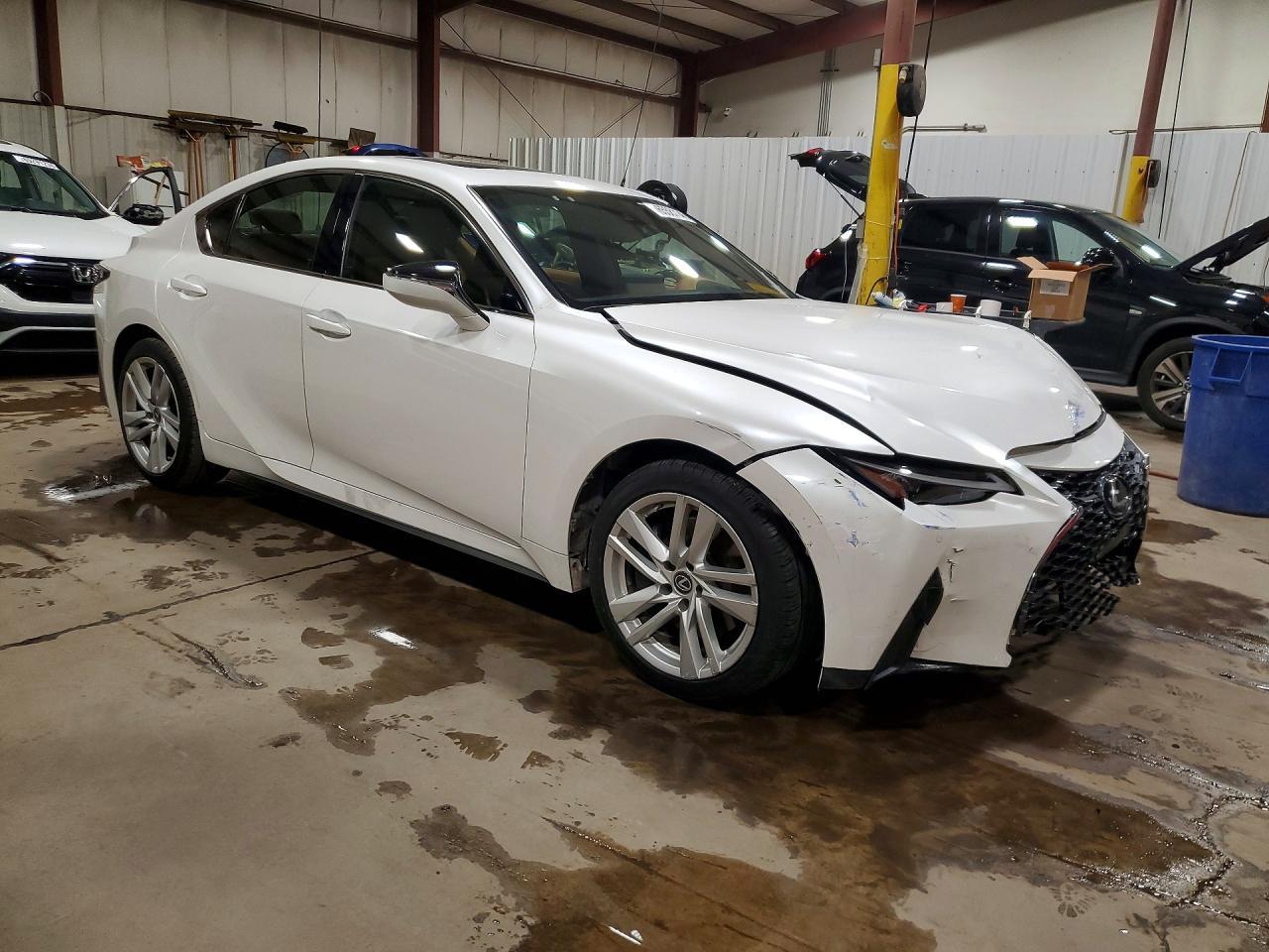 2021 Lexus Is 300 - Фото 4