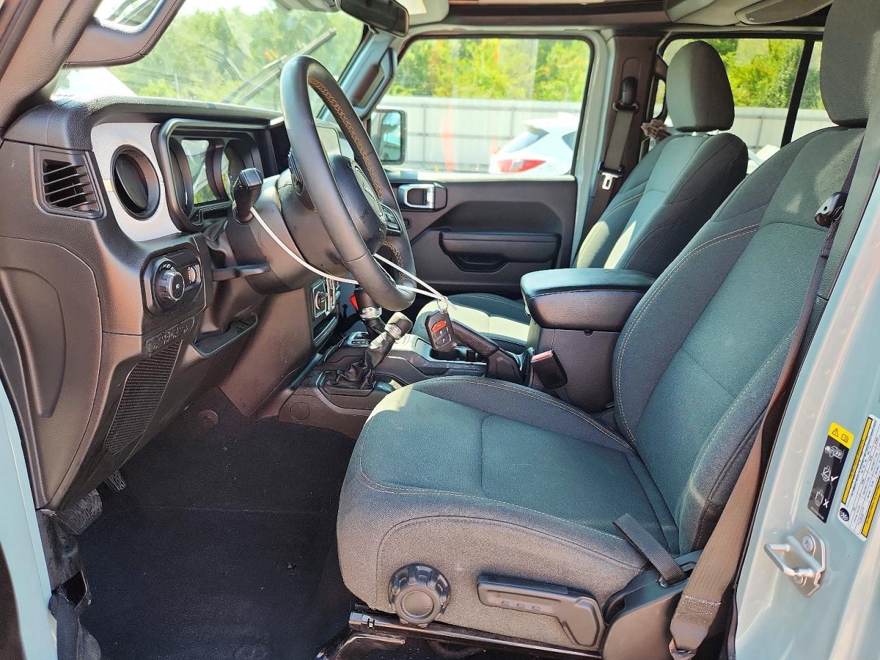 2024 Jeep Wrangler Sport - Фото 7