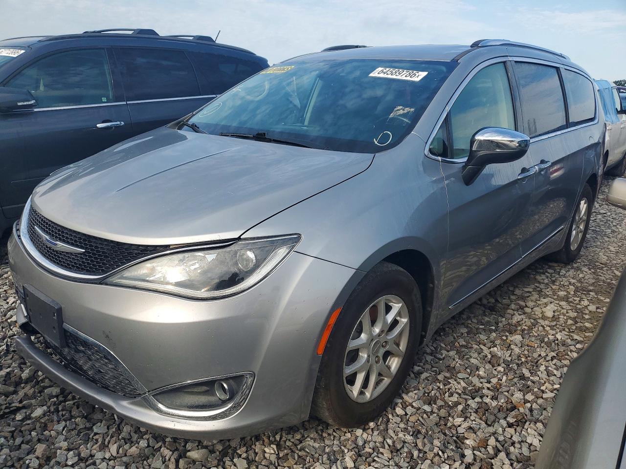 2020 Chrysler Pacifica Touring L