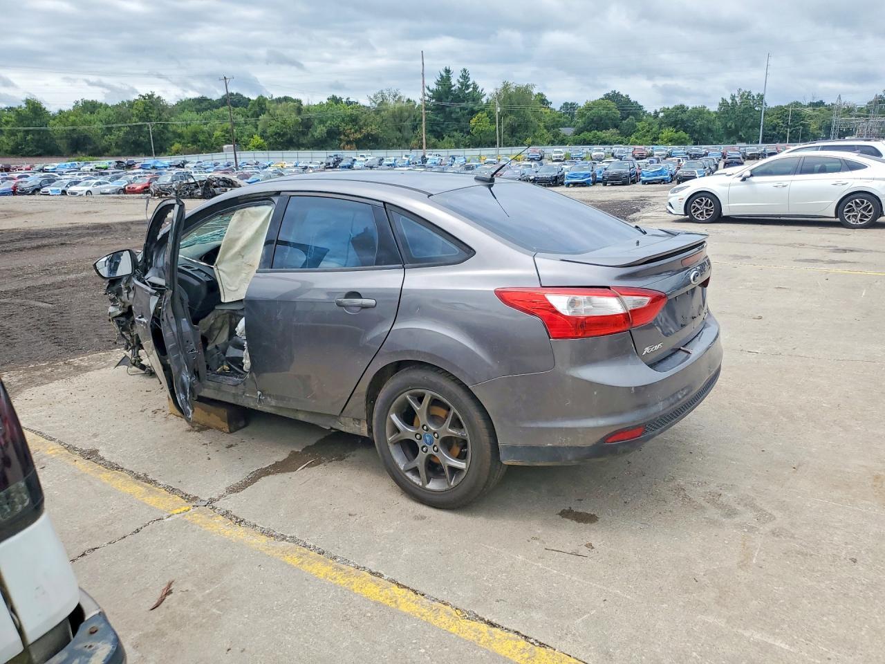 2013 Ford Focus Se - Фото 2