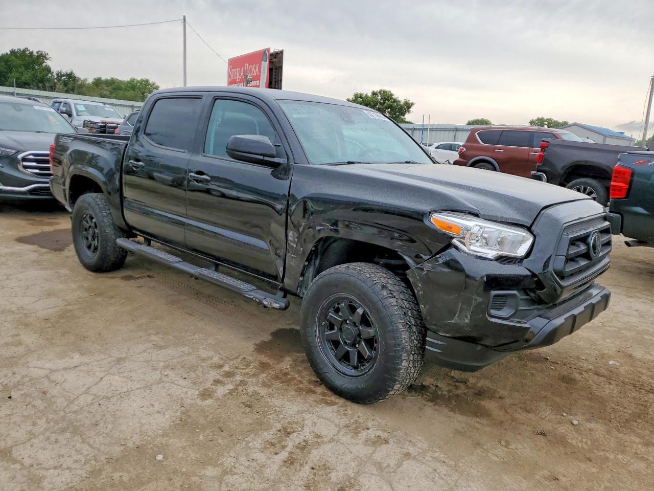 2023 Toyota Tacoma Sr V6 - Image 4