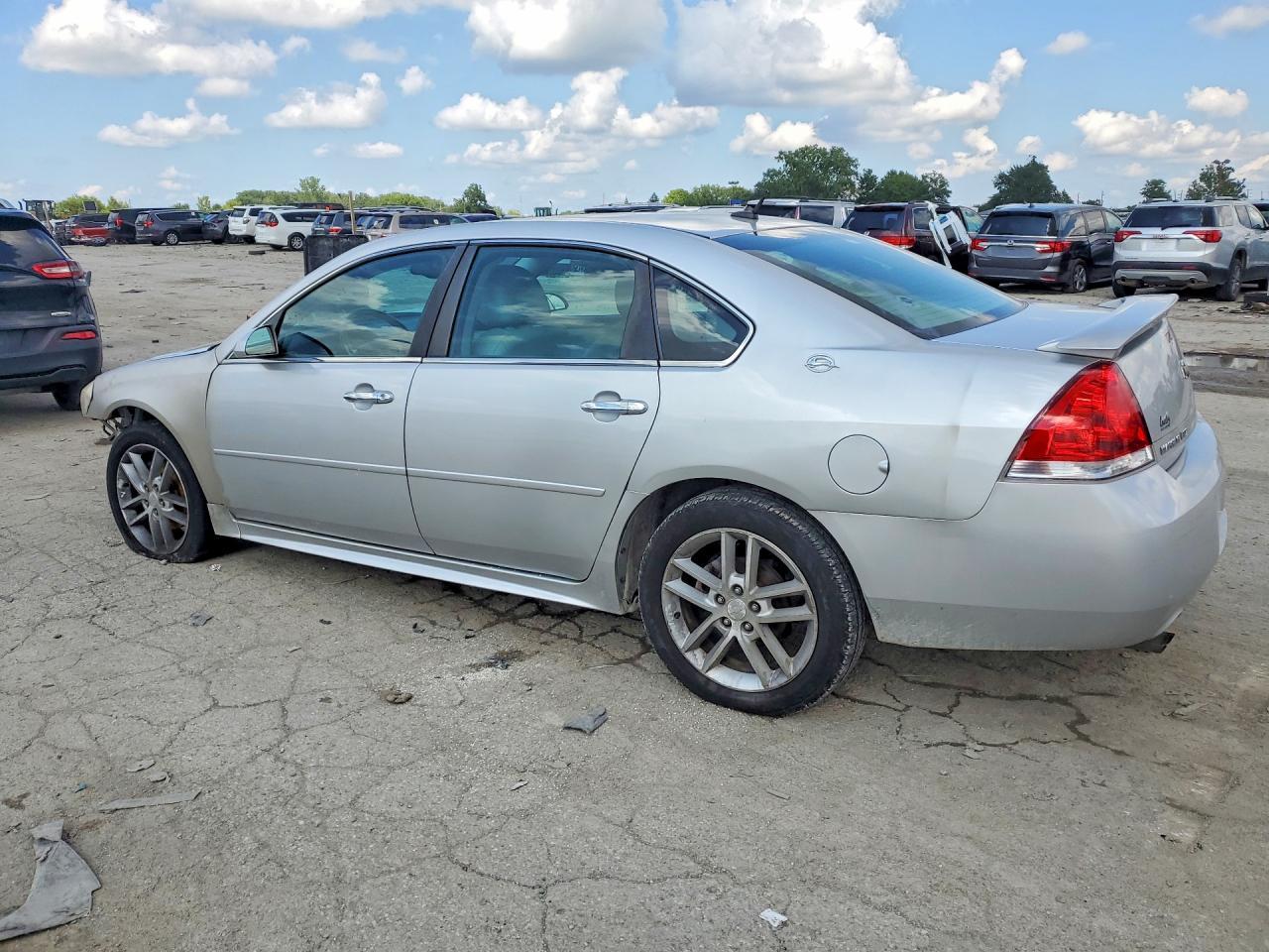 2012 Chevrolet Impala Ltz - Фото 2