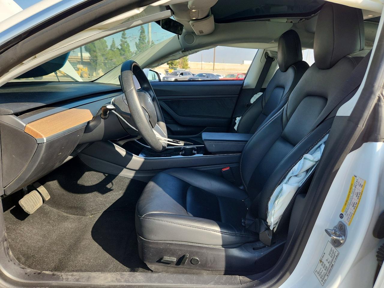 2020 Tesla Model 3 - Фото 7