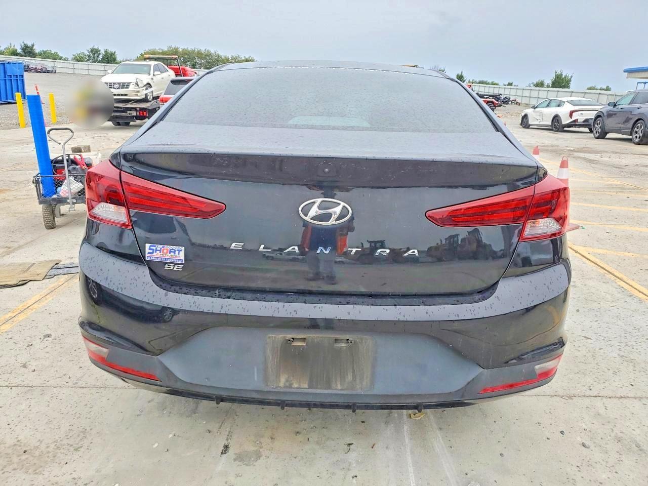 2019 Hyundai Elantra Se - Фото 6