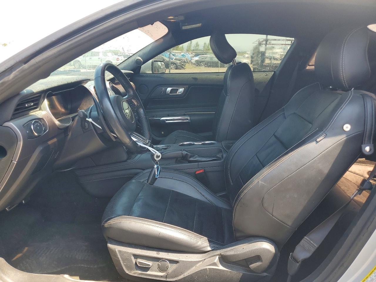 2018 Ford Mustang Base - Фото 7