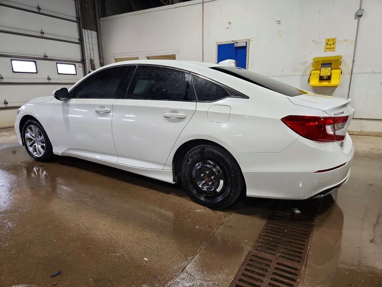 2019 Honda Accord Lx - Фото 2