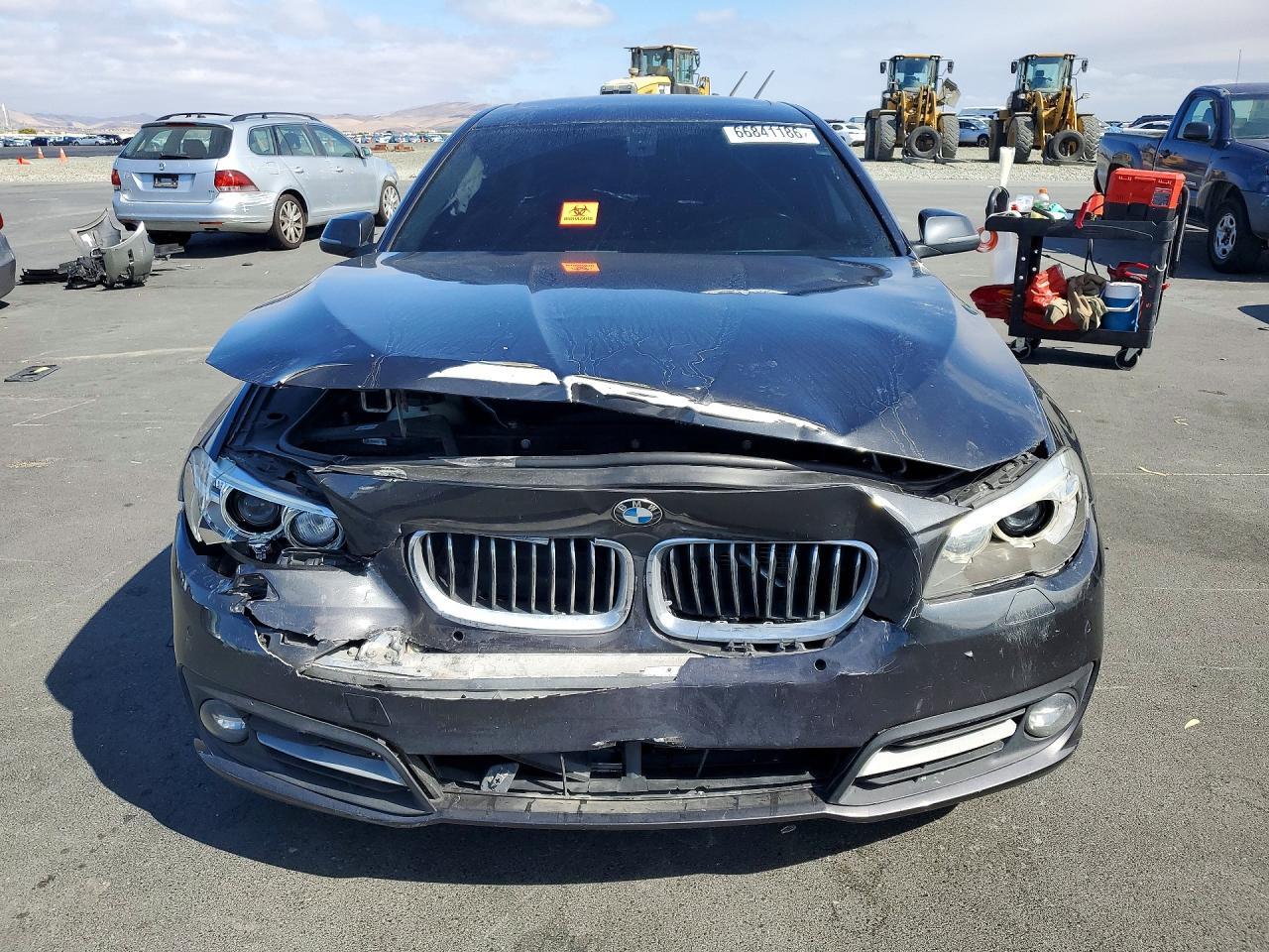 2016 BMW 528 I - Фото 5