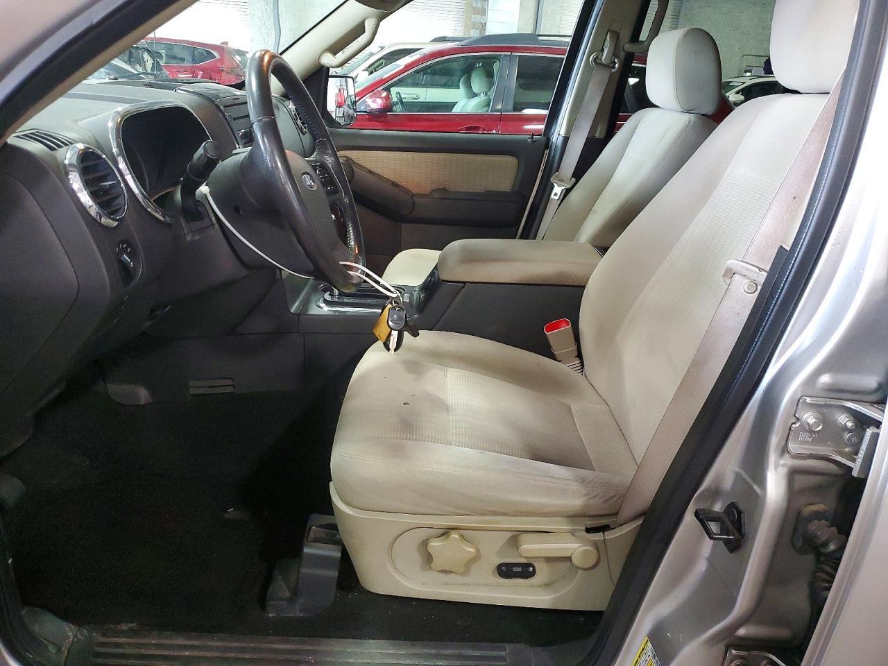 2008 Ford Explorer Xlt - Image 7