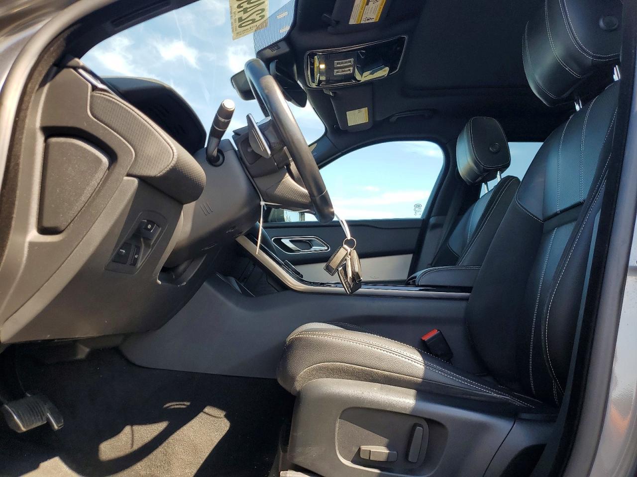2019 Land Rover Range Rover Velar R-Dynamic Se - Image 7