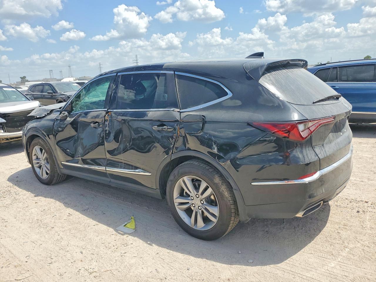 2025 Acura Mdx - Image 2