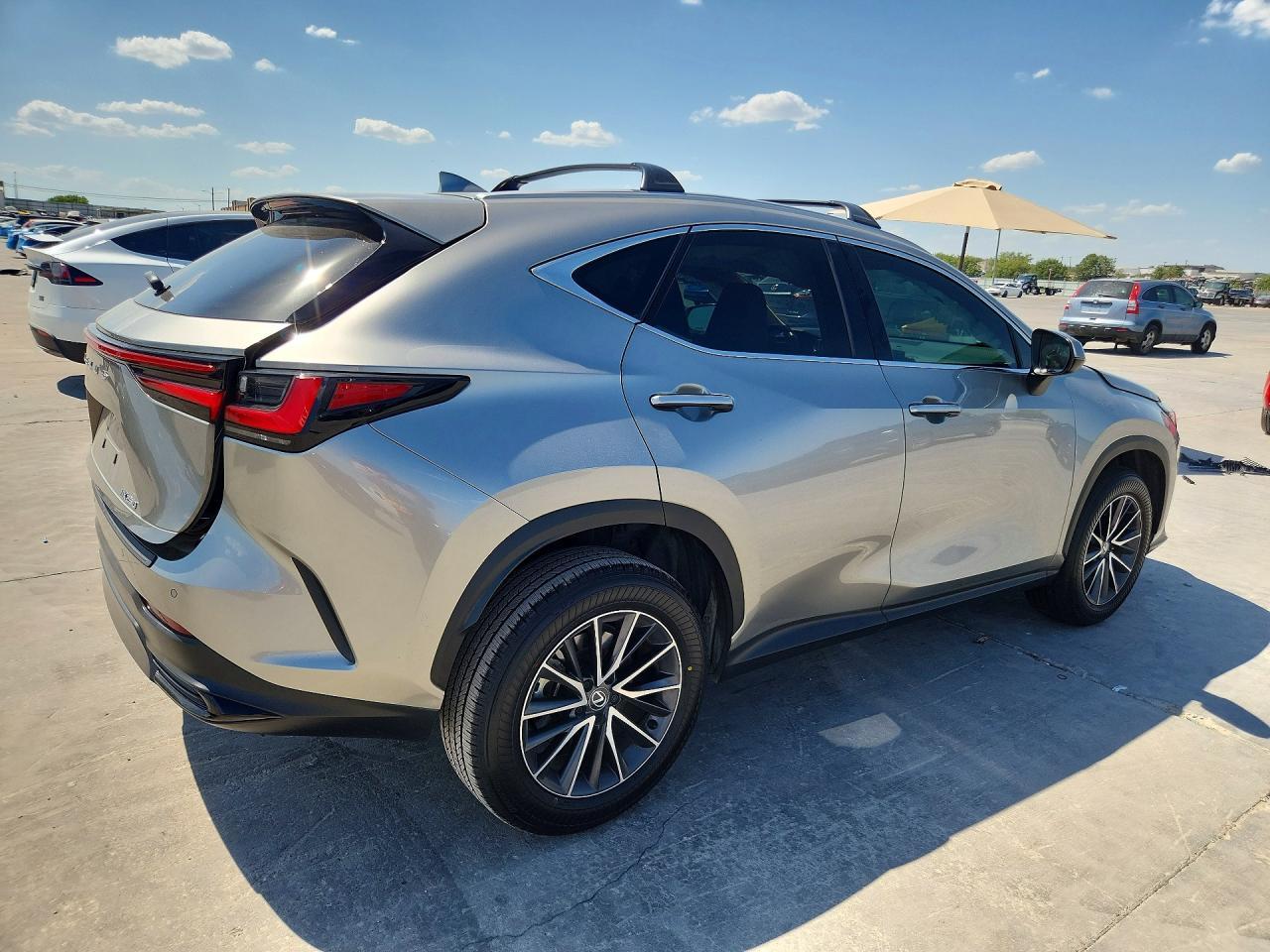 2025 Lexus Nx 250 Premium - Image 3