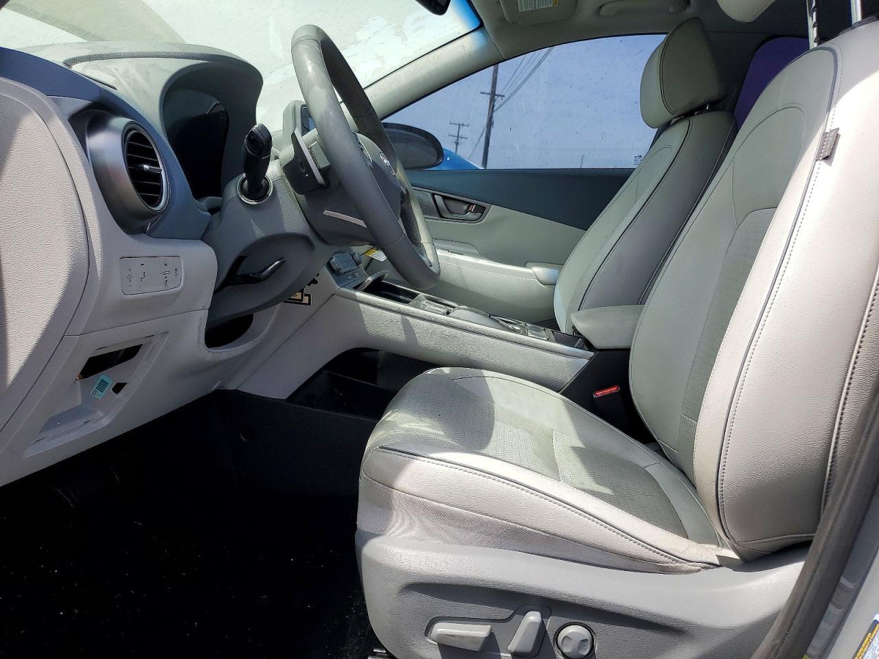 2021 Hyundai Kona Limited - Image 7