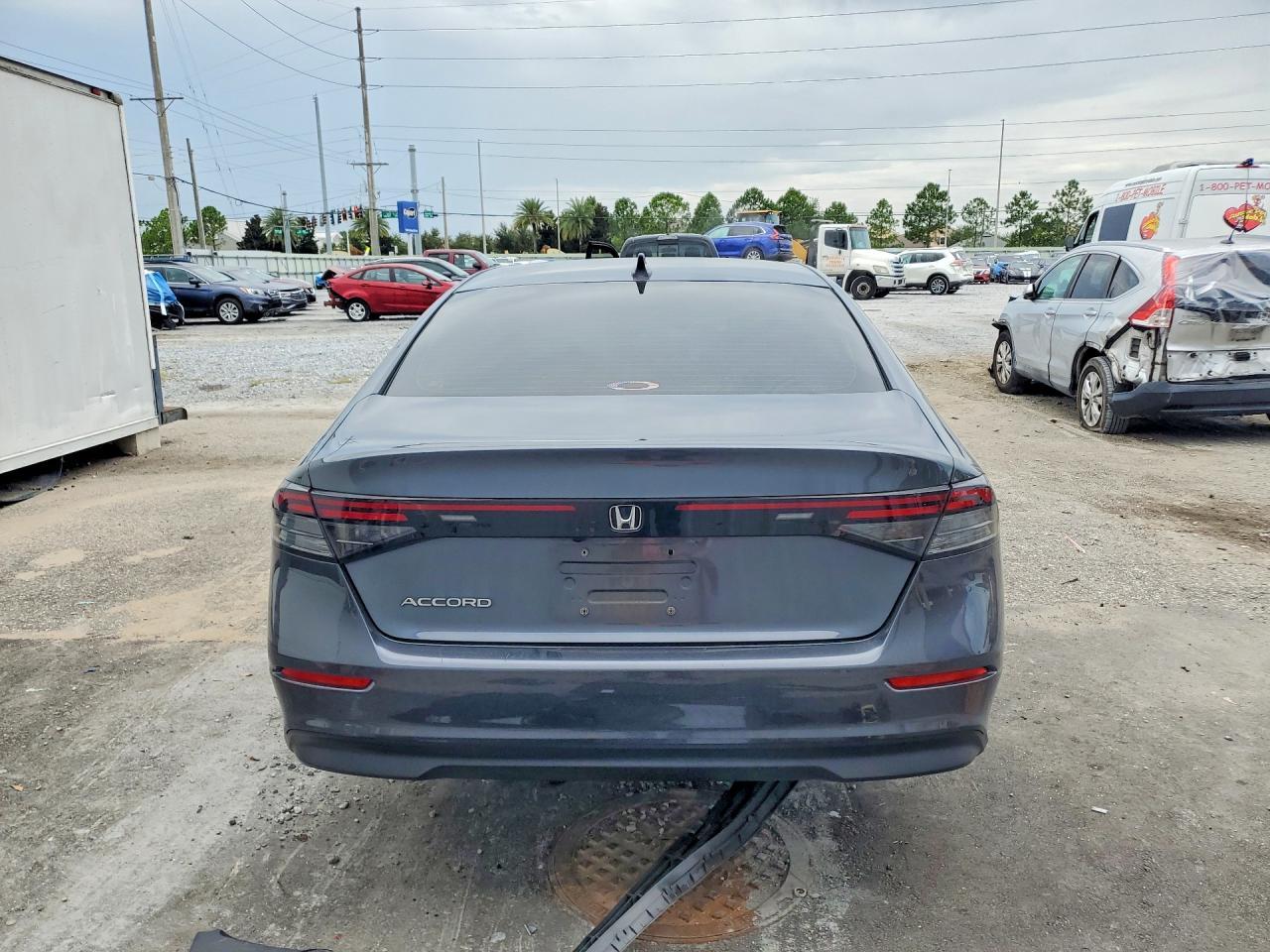 2023 Honda Accord Ex - Image 6