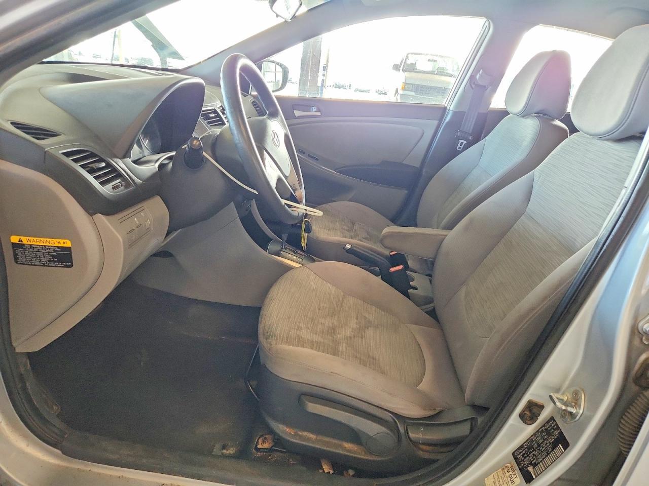 2016 Hyundai Accent Se - Фото 7