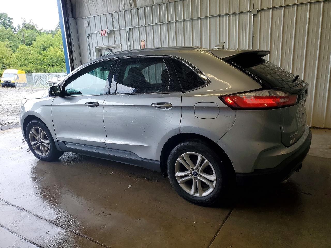 2020 Ford Edge Sel - Image 2