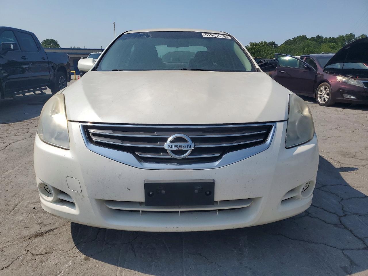 2010 Nissan Altima 2.5 - Image 5