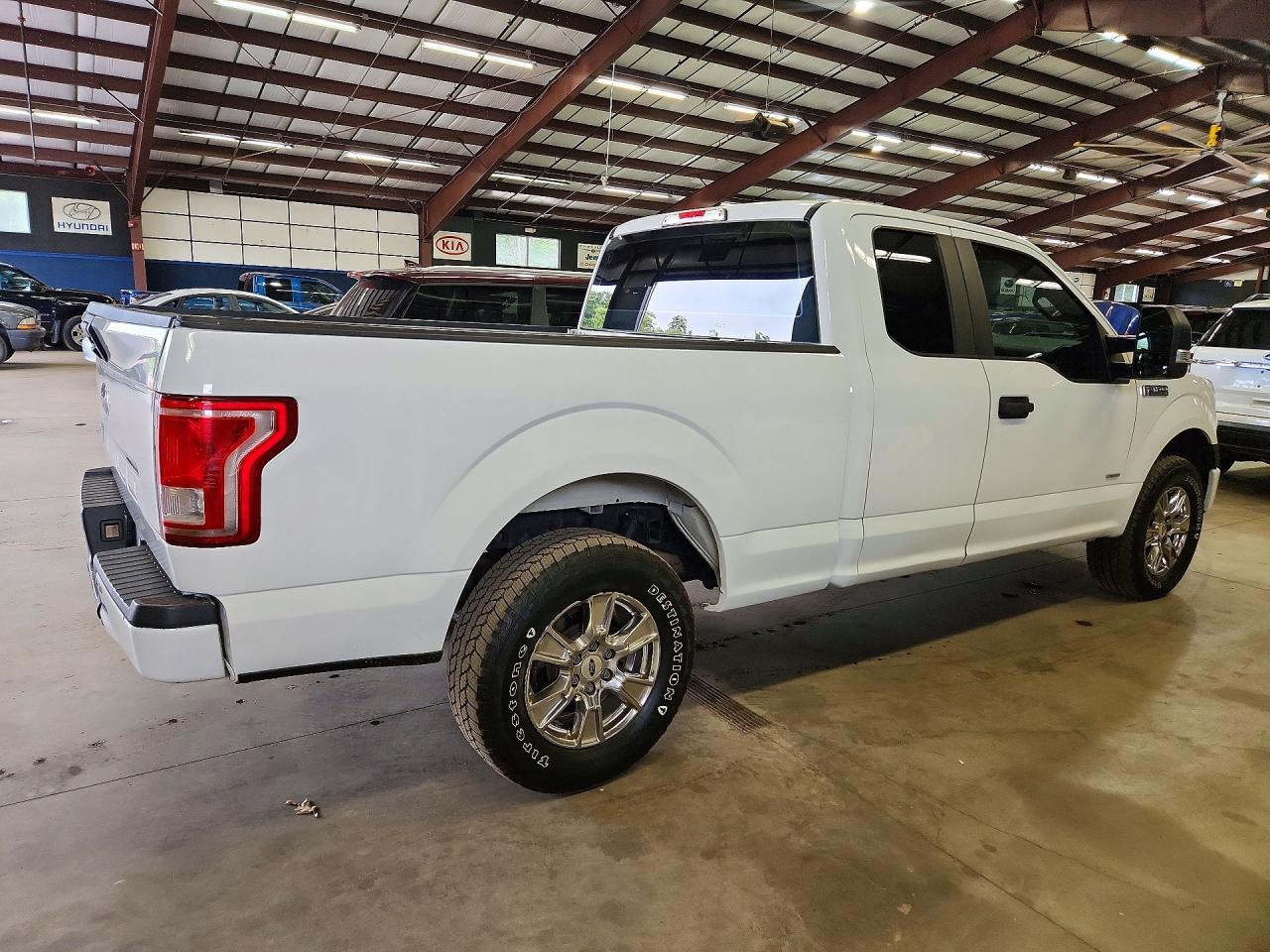 2017 Ford F150 Super Cab - Image 3