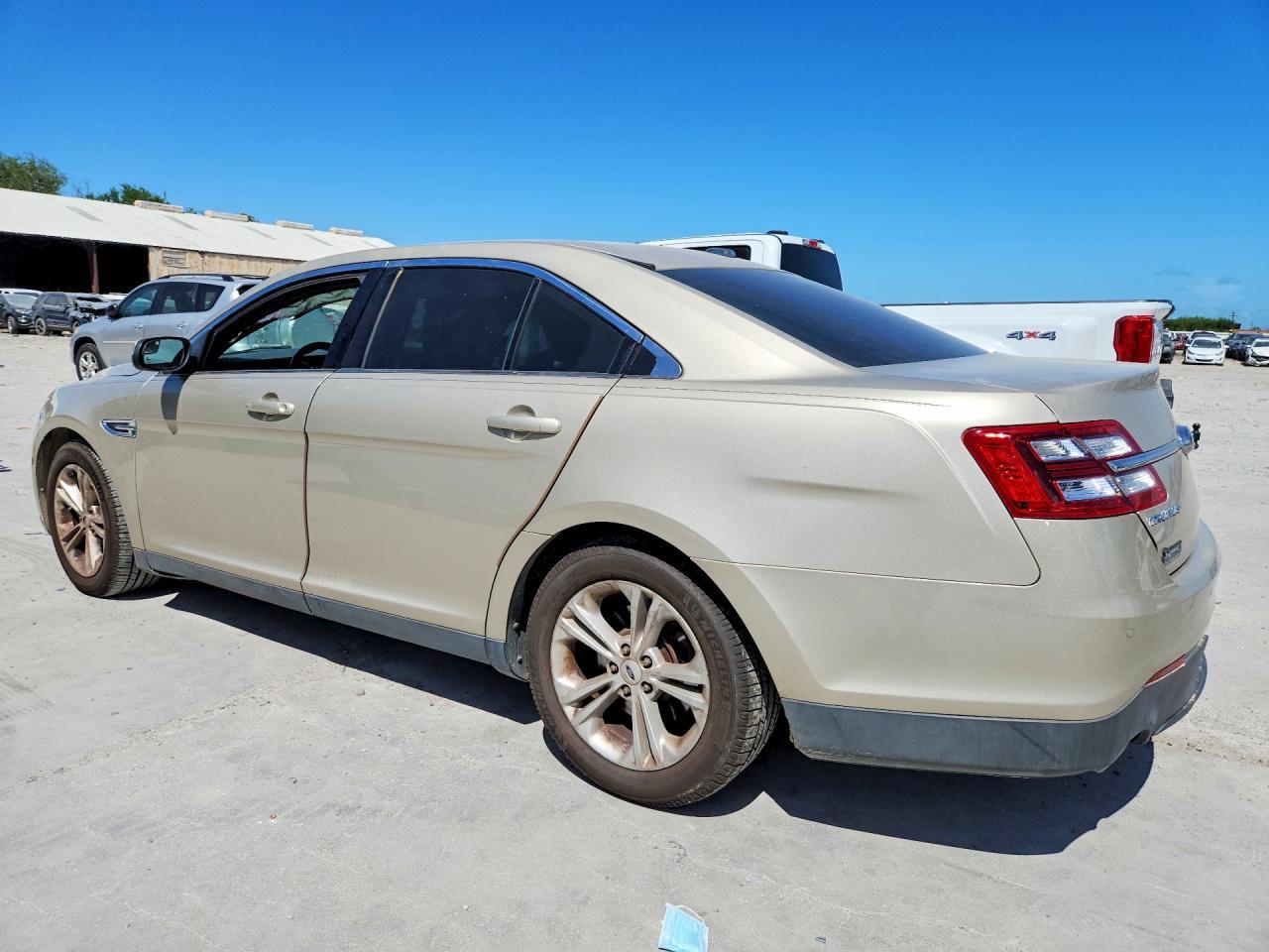 2018 Ford Taurus Sel - Фото 2