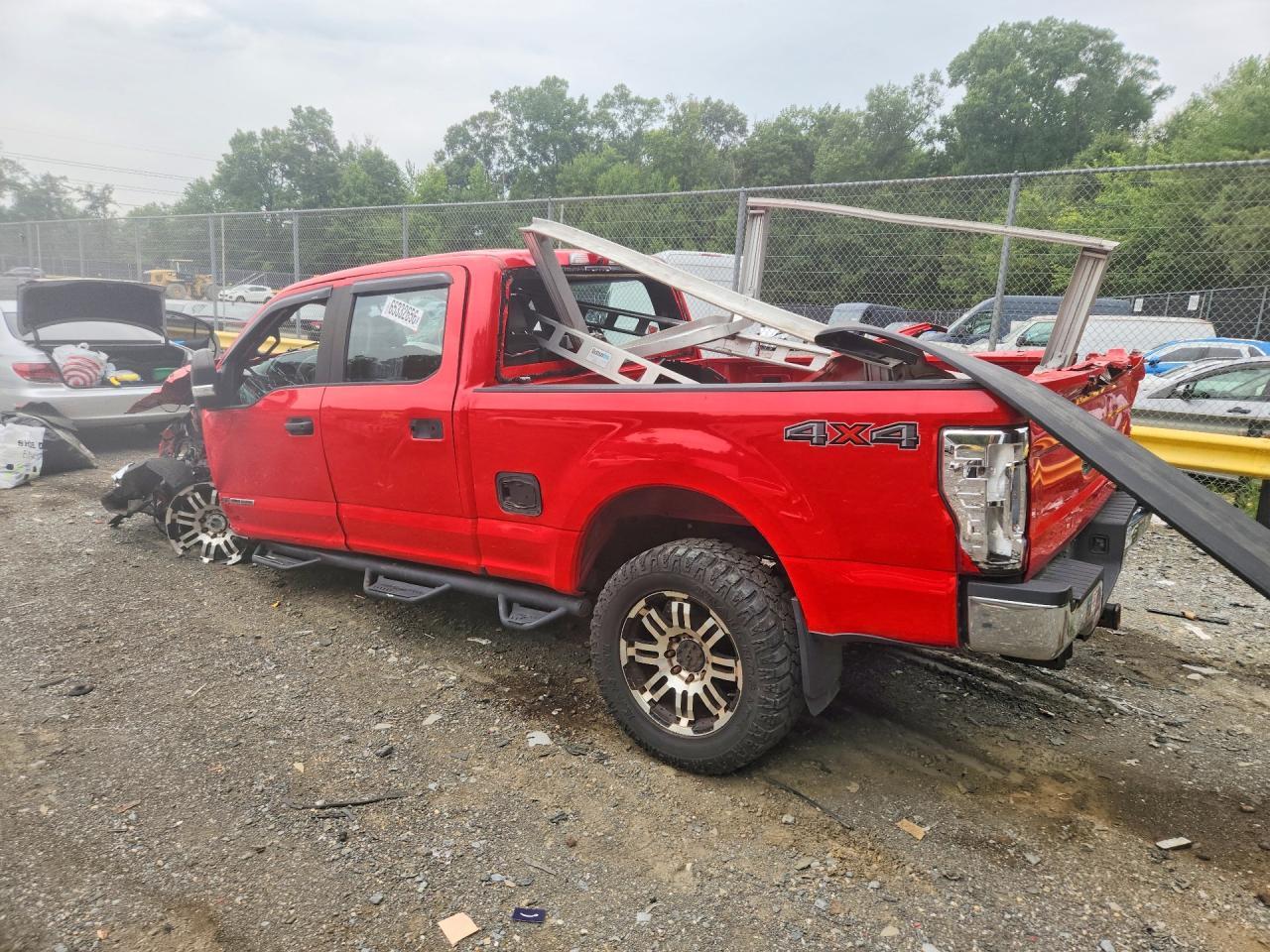 2019 Ford F250 Super Duty - Фото 2