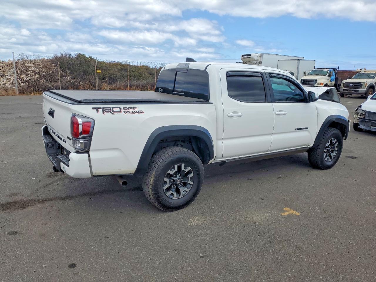 2022 Toyota Tacoma Sr5 V6 - Фото 3