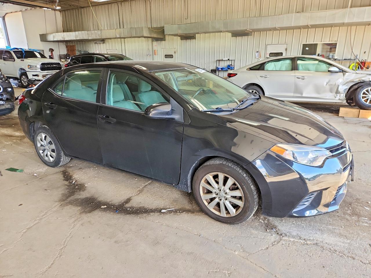 2016 Toyota Corolla Le - Image 4