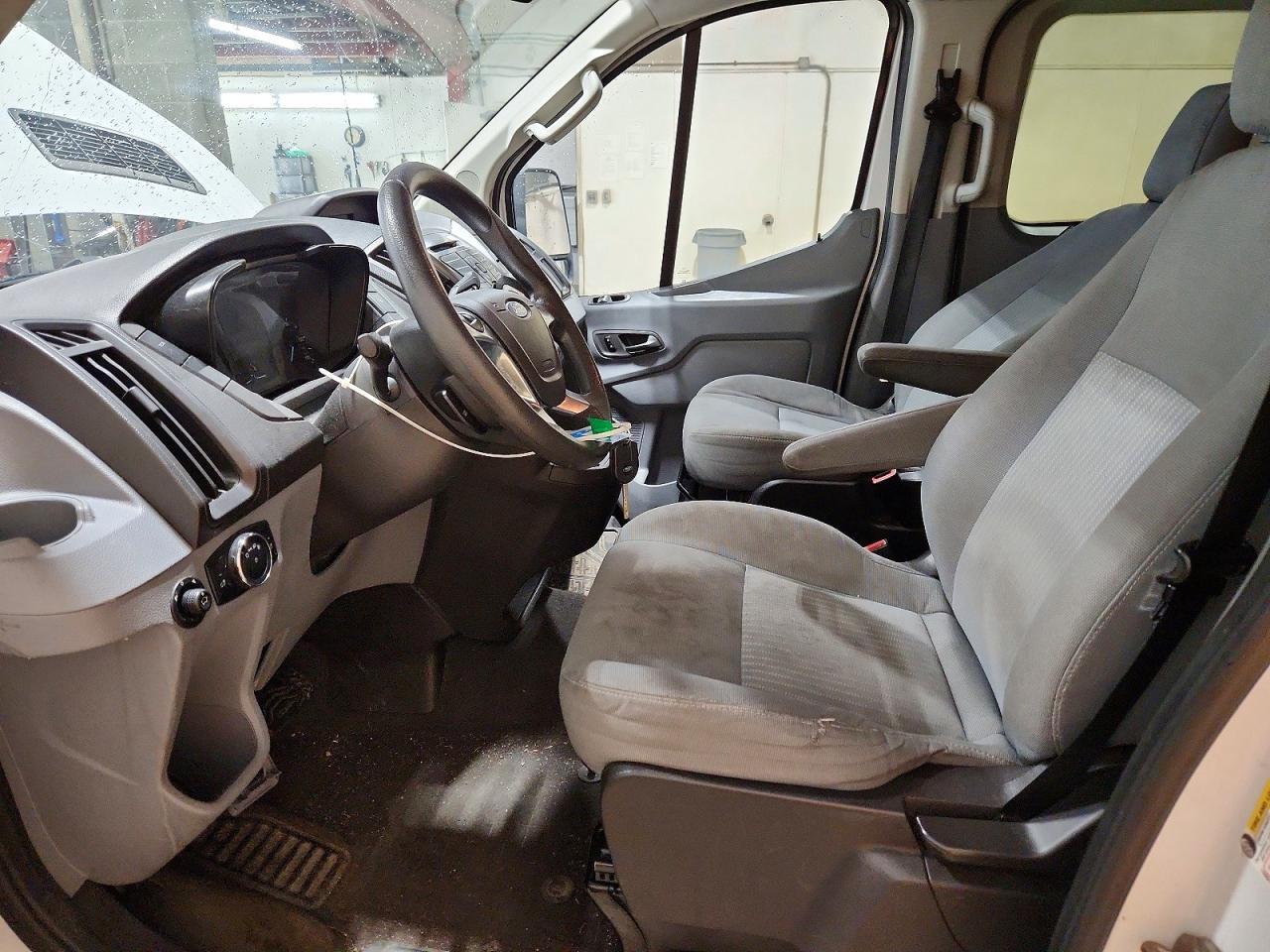 2015 Ford Transit T-350 - Image 7