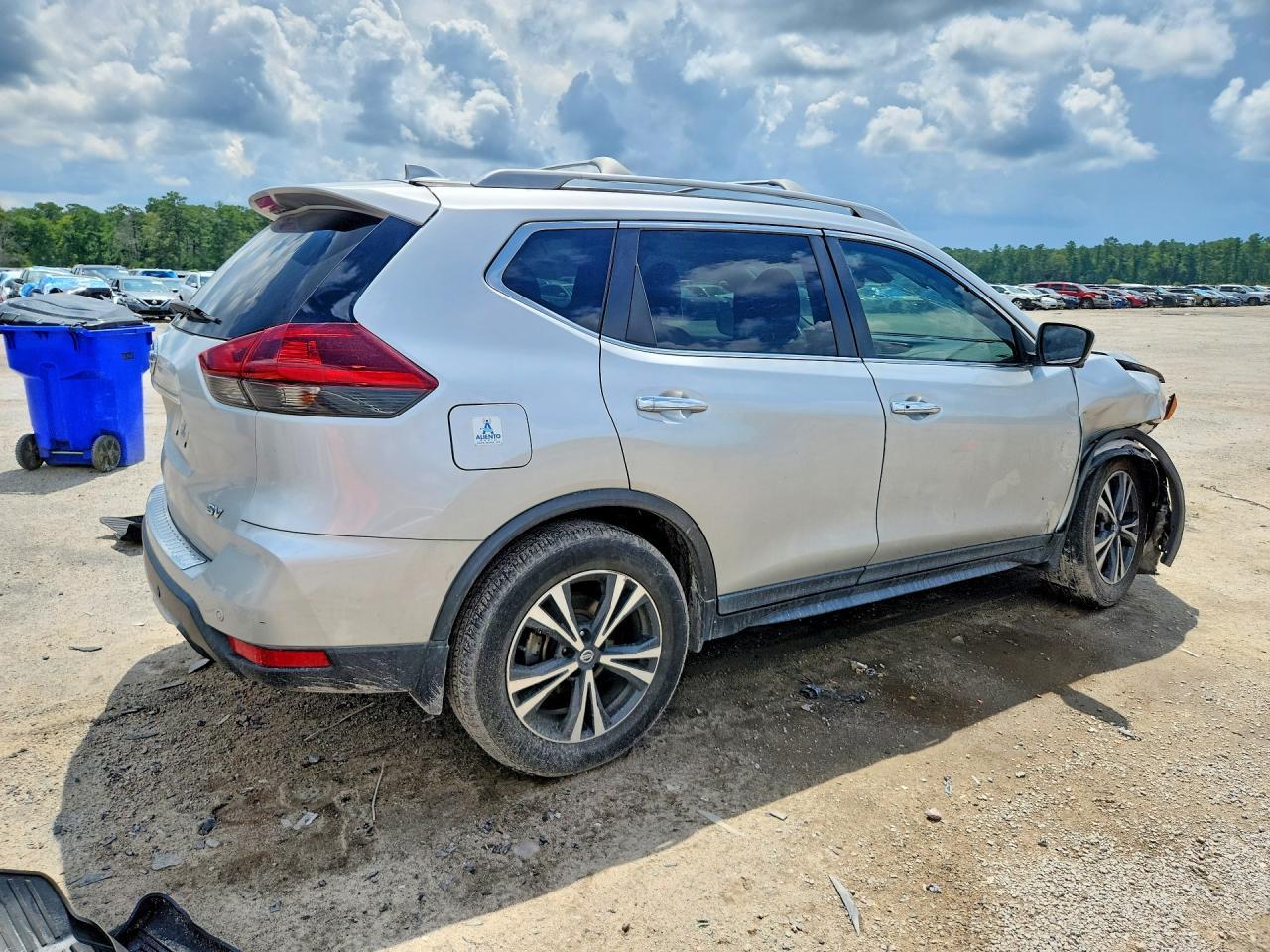 2020 Nissan Rogue Sv - Фото 3