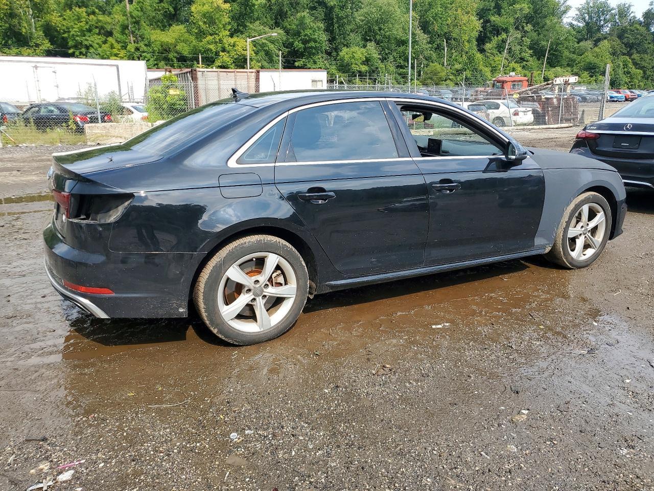 2019 Audi A4 Premium - Фото 3