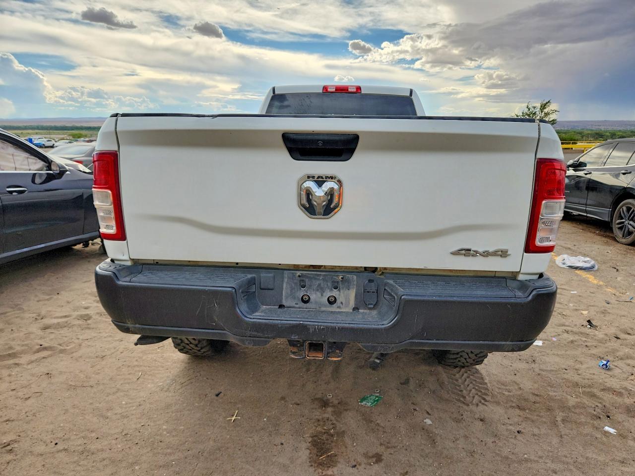 2022 Ram 2500 Tradesman - Фото 6