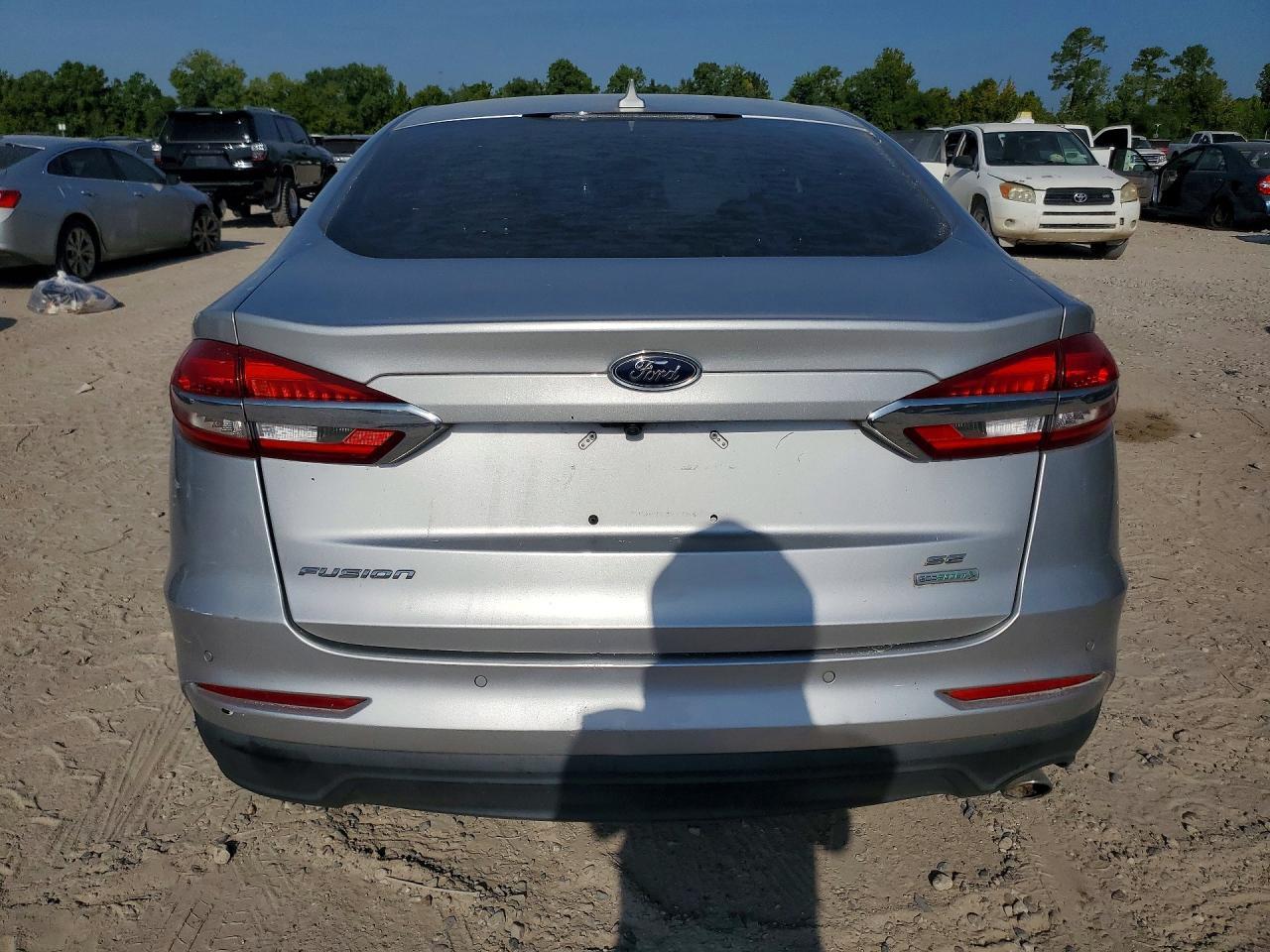 2019 Ford Fusion Se - Фото 6