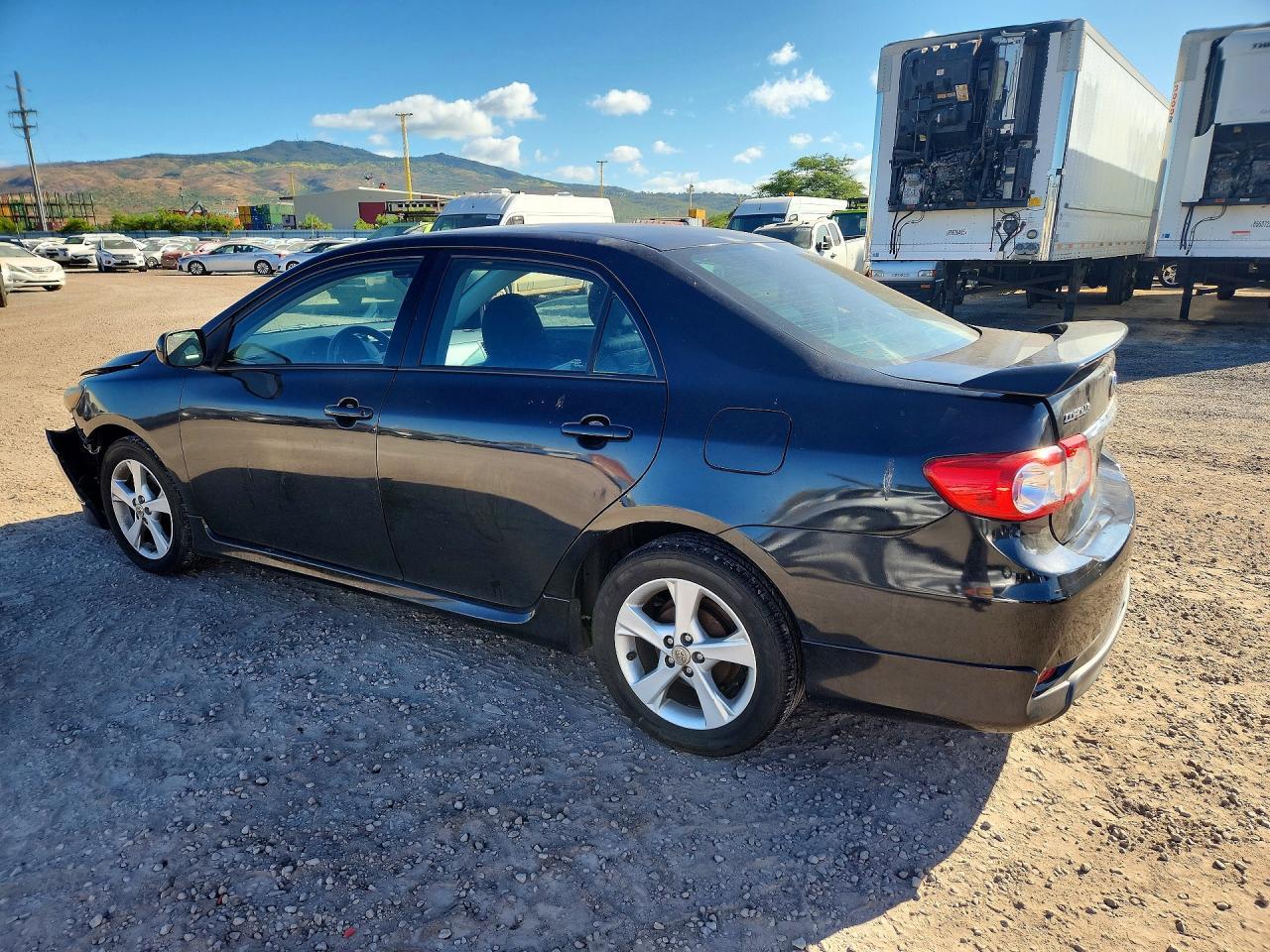 2013 Toyota Corolla L - Фото 2