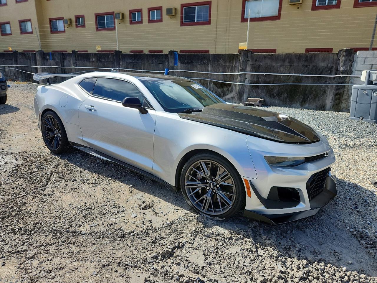 2017 Chevrolet Camaro Zl1 - Image 4
