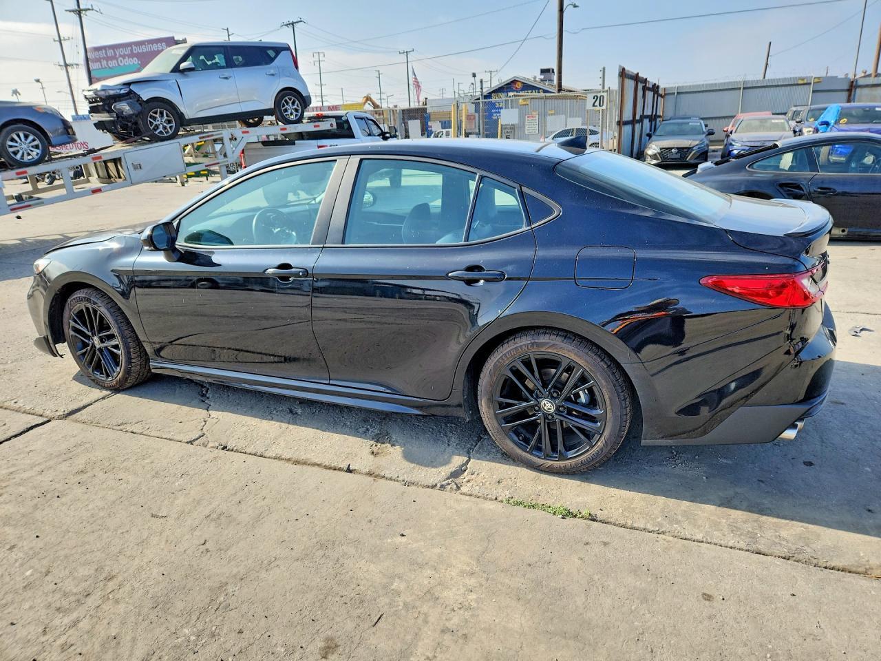 2025 Toyota Camry Se - Image 2