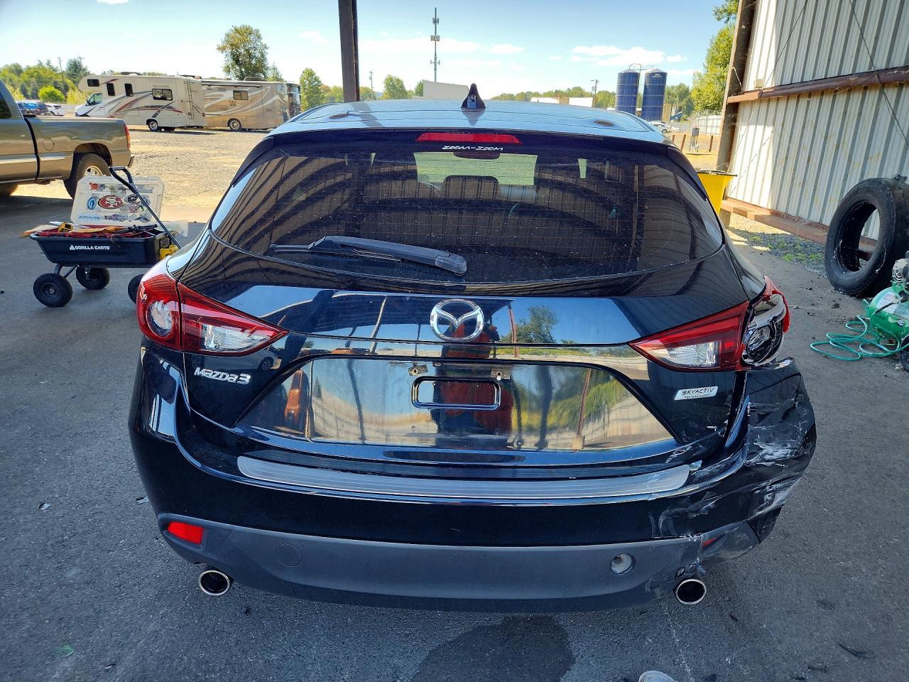 2015 Mazda 3 Grand Touring - Image 6