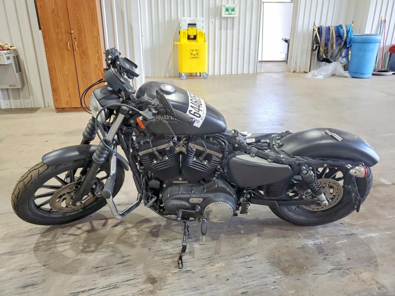 2015 Harley-Davidson Xl883 Iron 883 - Image 3