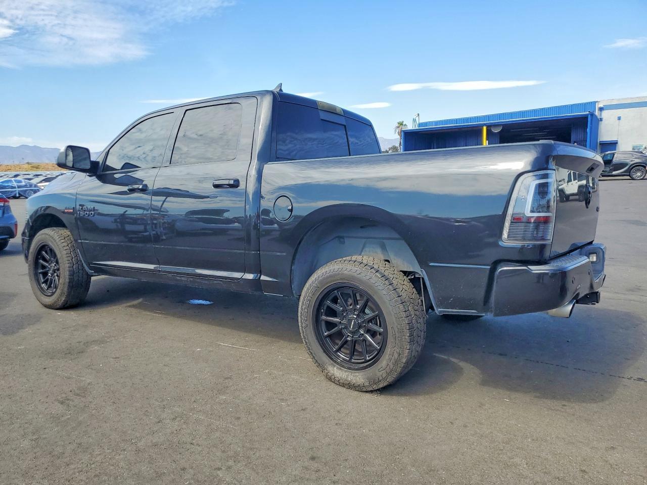 2018 Ram 1500 Slt - Фото 2
