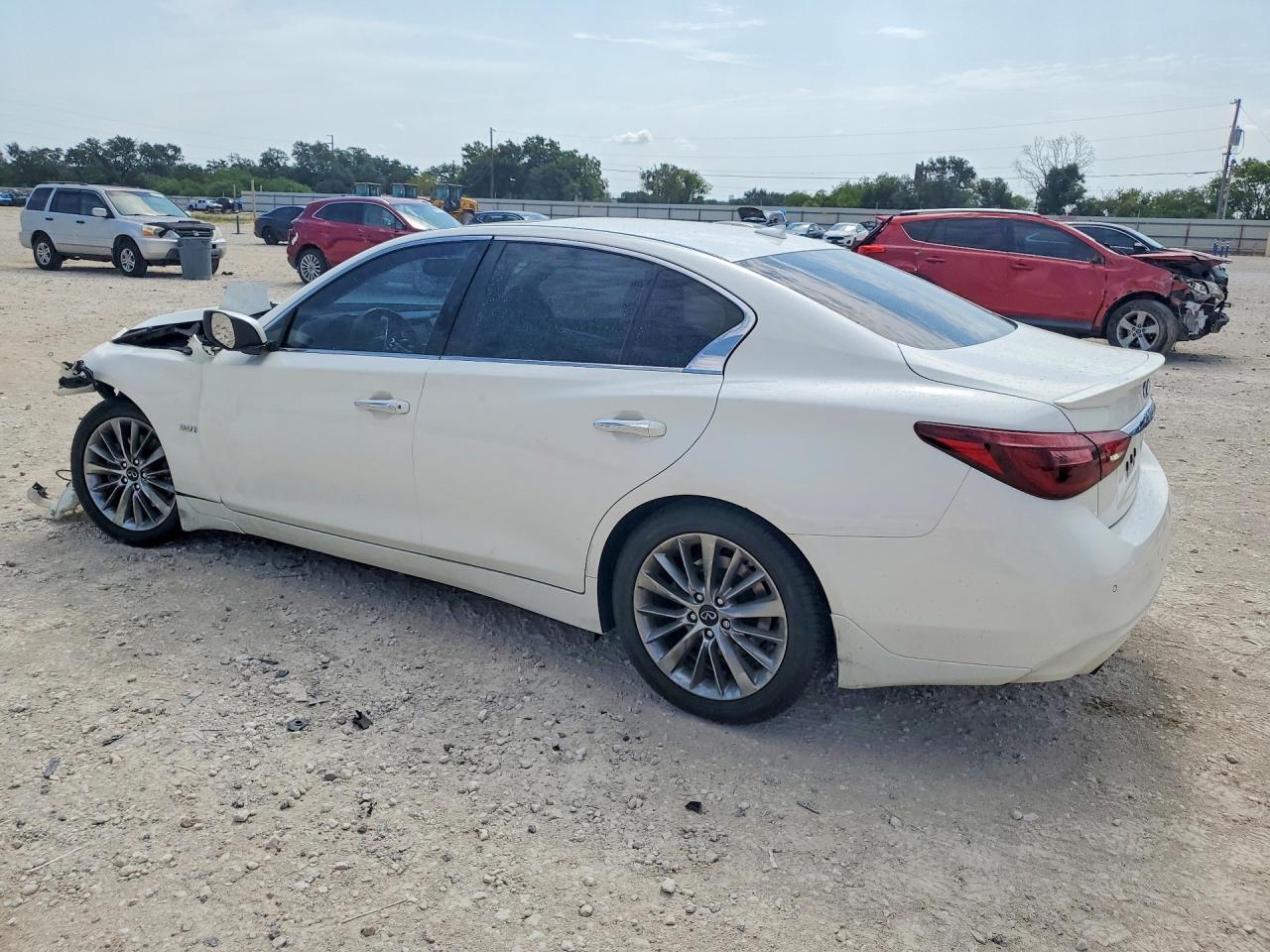 2020 Infiniti Q50 3.0T Luxe - Image 2