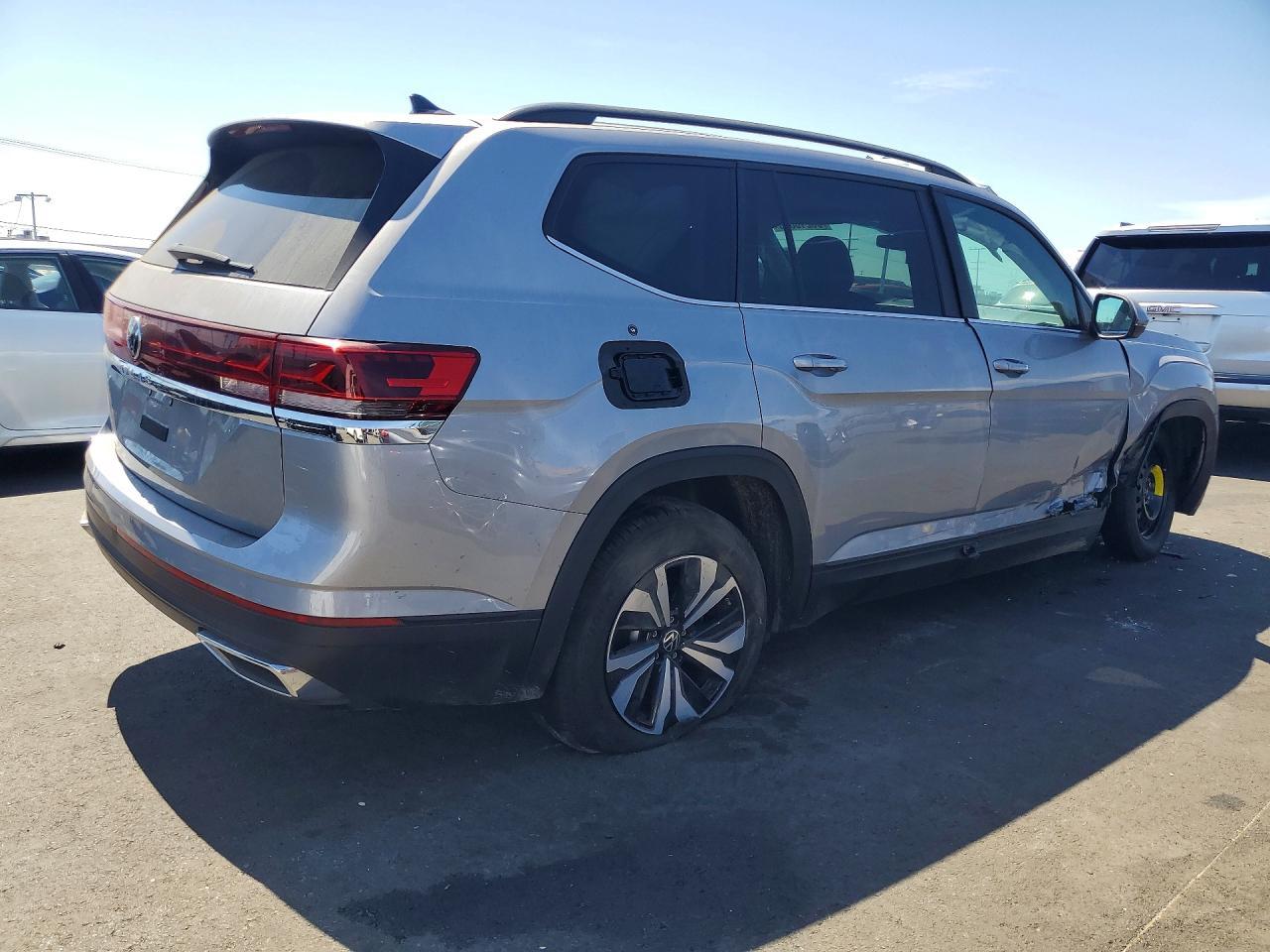 2026 Volkswagen Atlas Se - Image 3