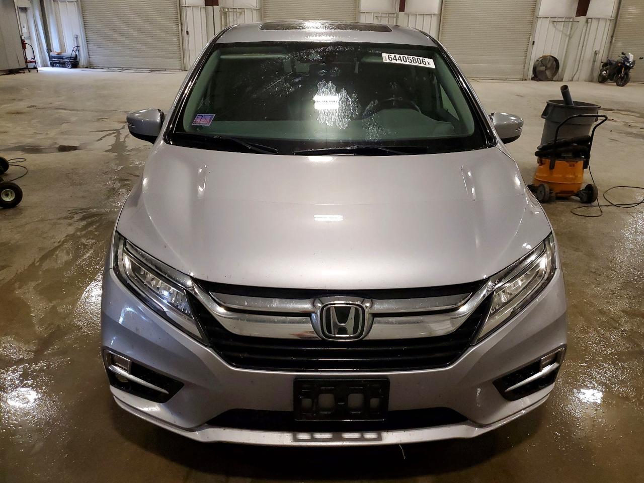 2018 Honda Odyssey Elite - Фото 5