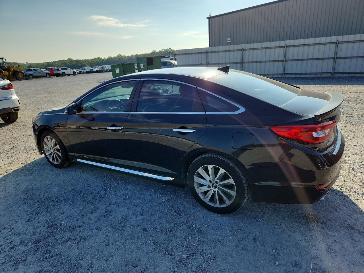 2016 Hyundai Sonata Sport - Фото 2