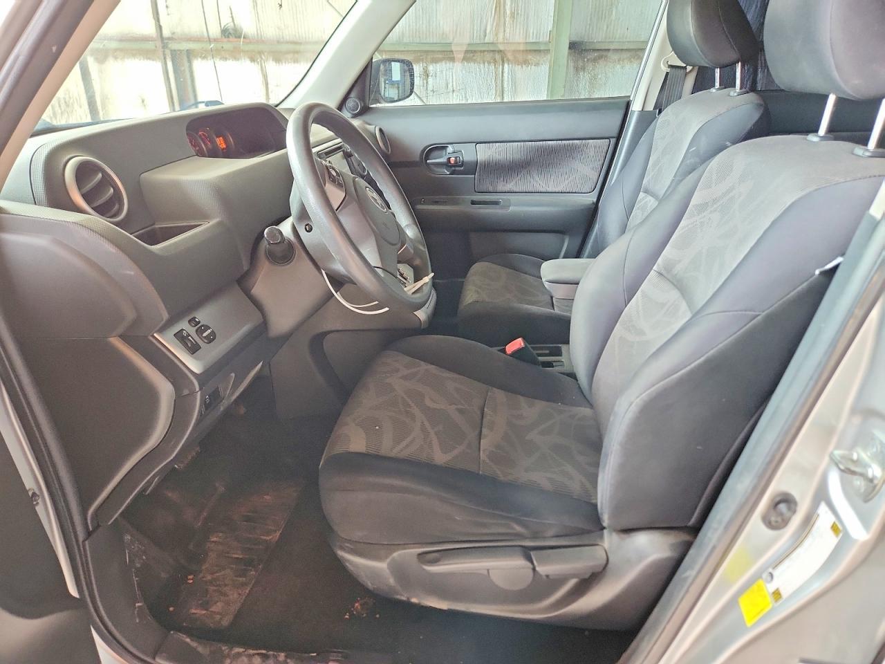 2015 Scion Xb Base - Фото 7