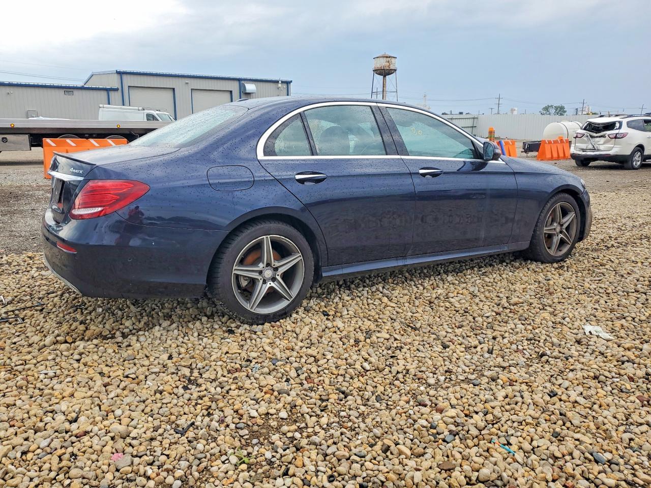 2017 Mercedes-Benz E 300 4Matic - Image 3