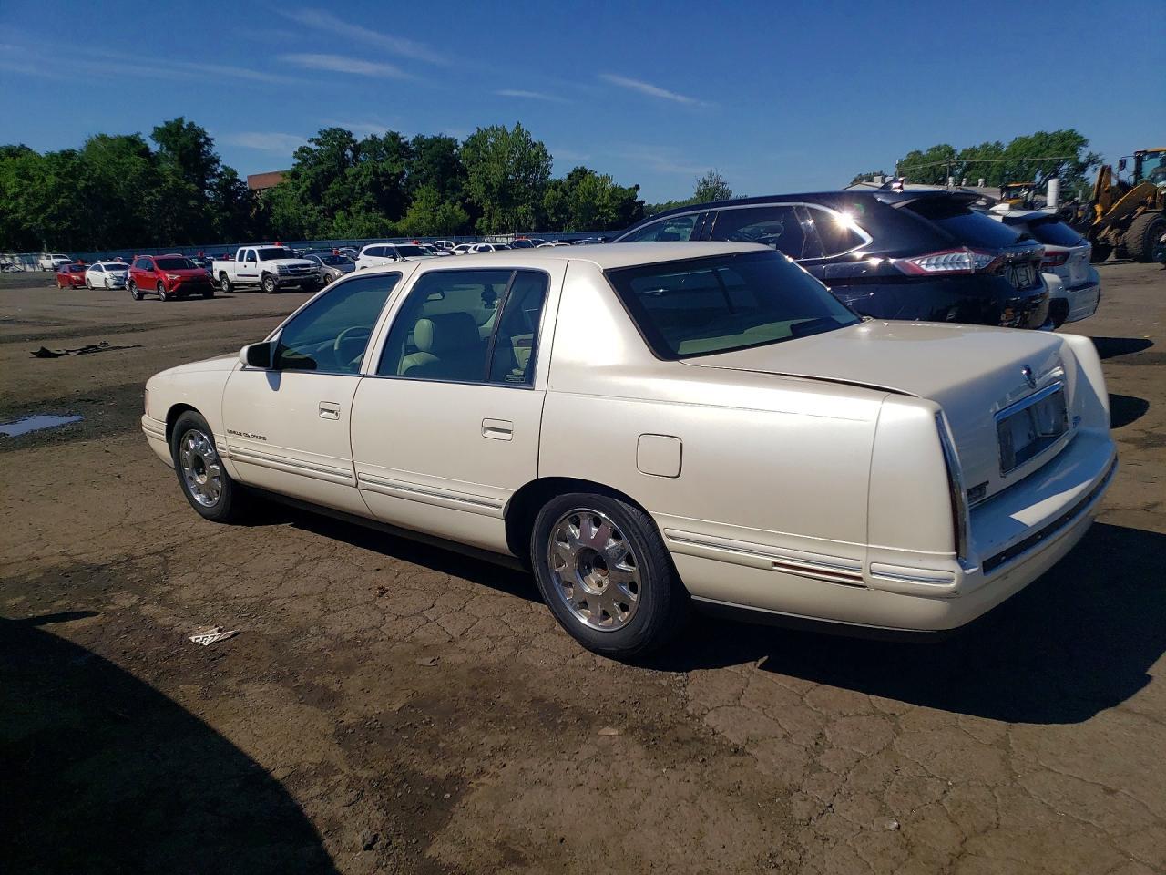 1999 Cadillac Deville Concours - Фото 2