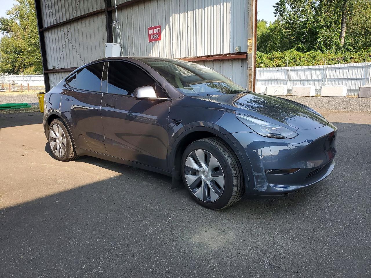 2023 Tesla Model Y - Фото 4