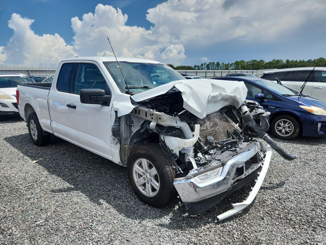 2022 Ford F150 Super Cab - Фото 4