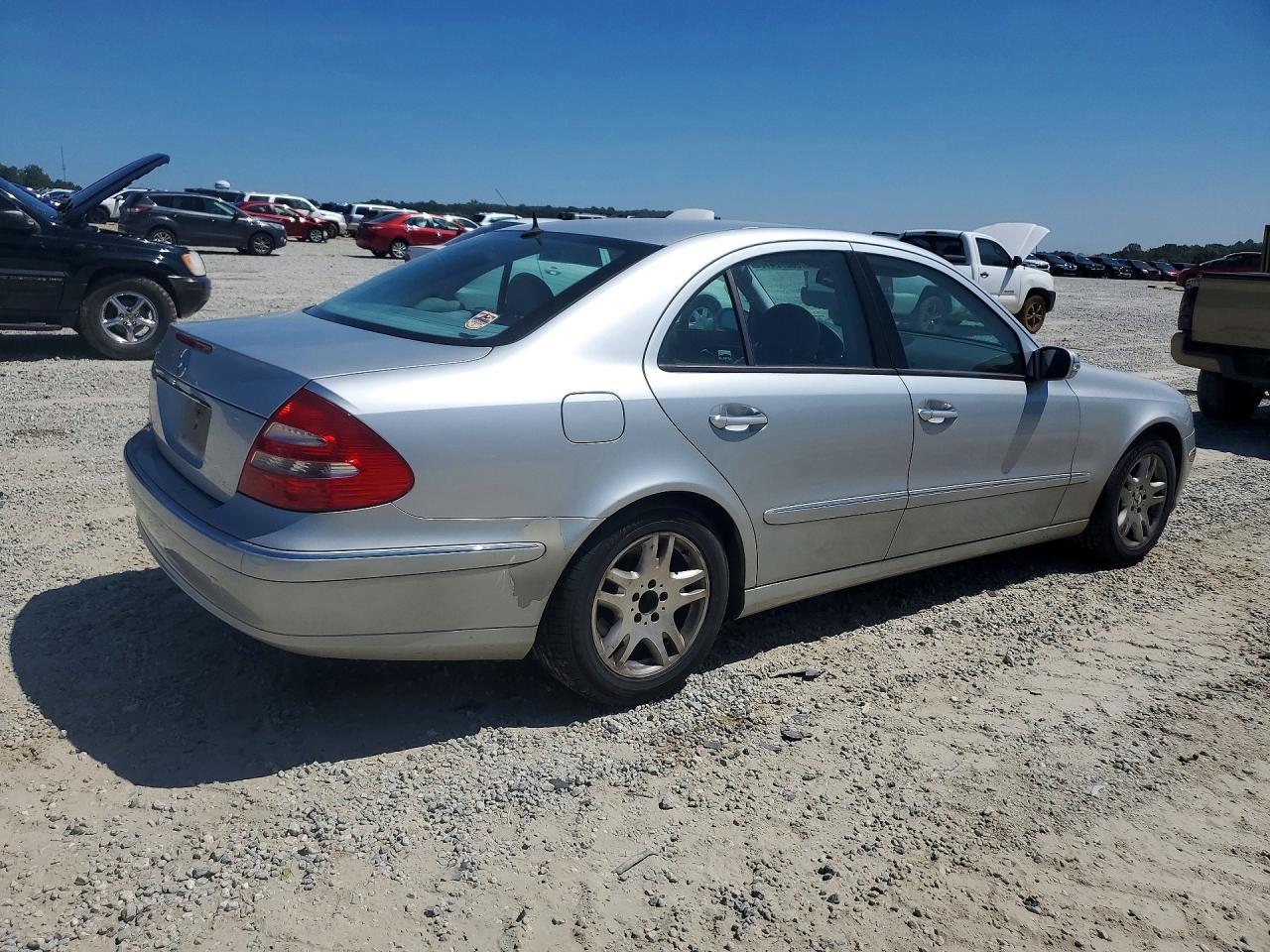 2005 Mercedes-Benz E 320 - Image 3