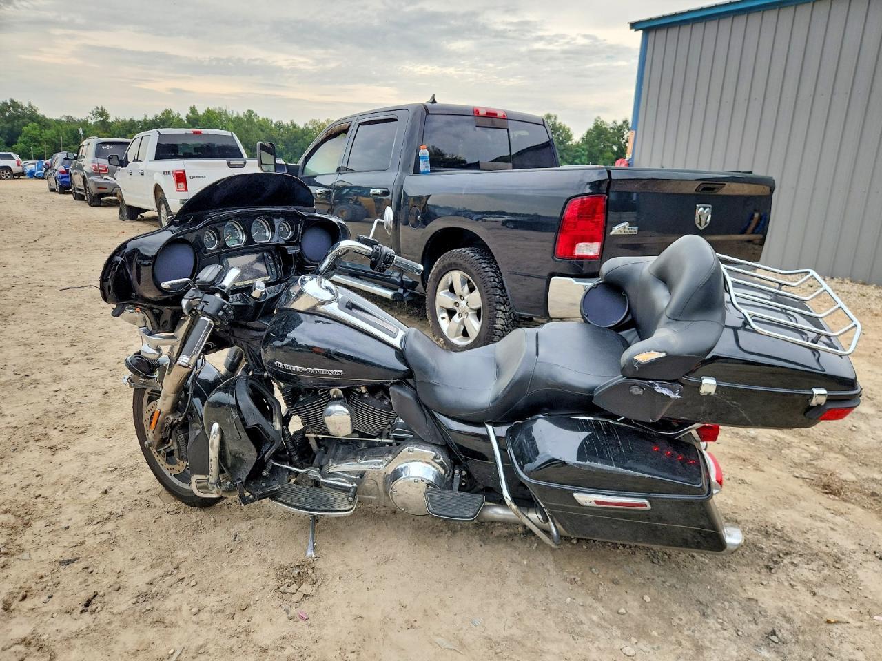 2015 Harley-Davidson Flhtk Ultra Limited - Image 3